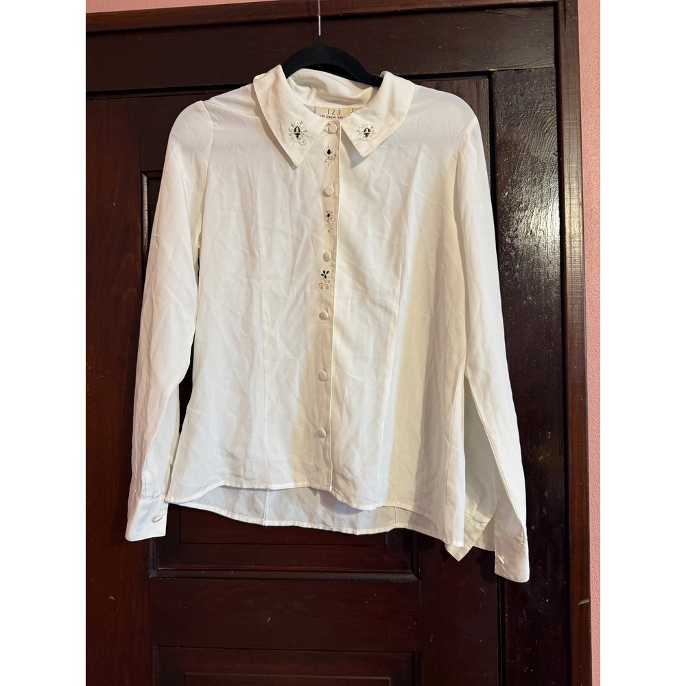 1.2.3 Un Deux Trois White Embroidered Button Down Blouse Made in France Sz 38